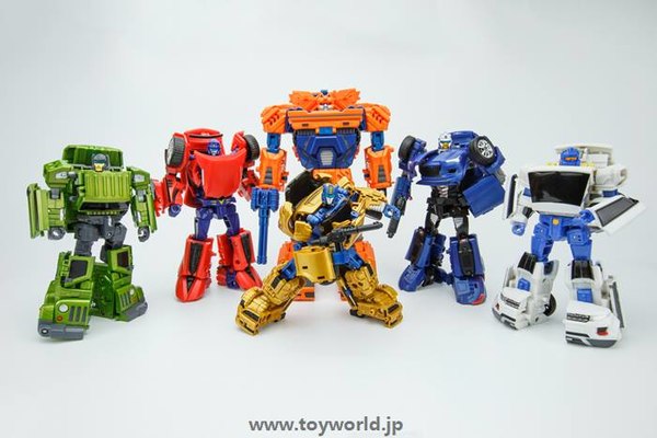 TW Car Combiner Images Show  Group Of Figures In Robot Mode  (4 of 5)